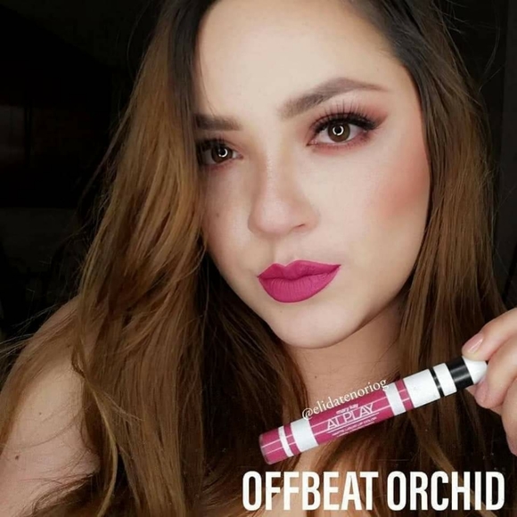 Mary Kay At play Favorites Bundle. - Picture 6 of 8